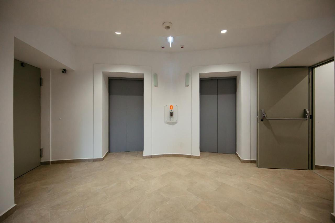 L&V Family Studio Apartment Sinaia Exterior foto